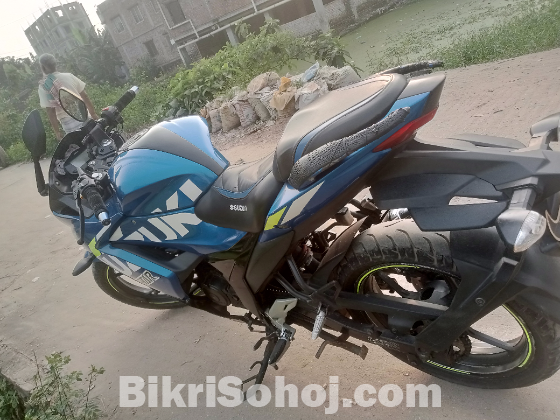 Suzuki gixxer fi abs